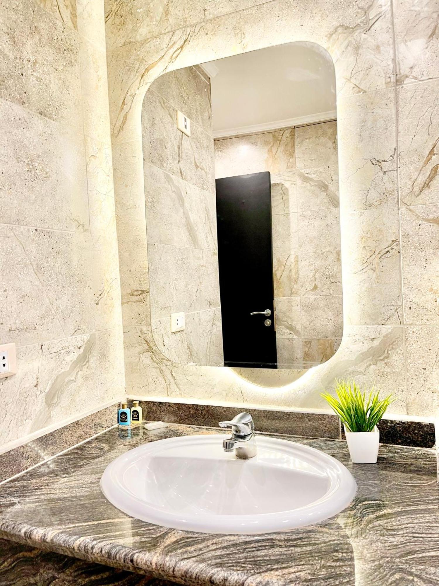 Comfort Giza Inn View Al Kawm al Akhdar Экстерьер фото